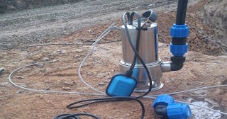 Установка дренажного насоса в Петергофе - услуги от СантехДомПтф, расценки от 3100 рублей