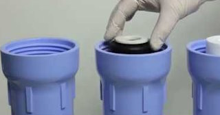 Установка угольных фильтров для воды и вытяжки от 3617 рублей в Петергофе